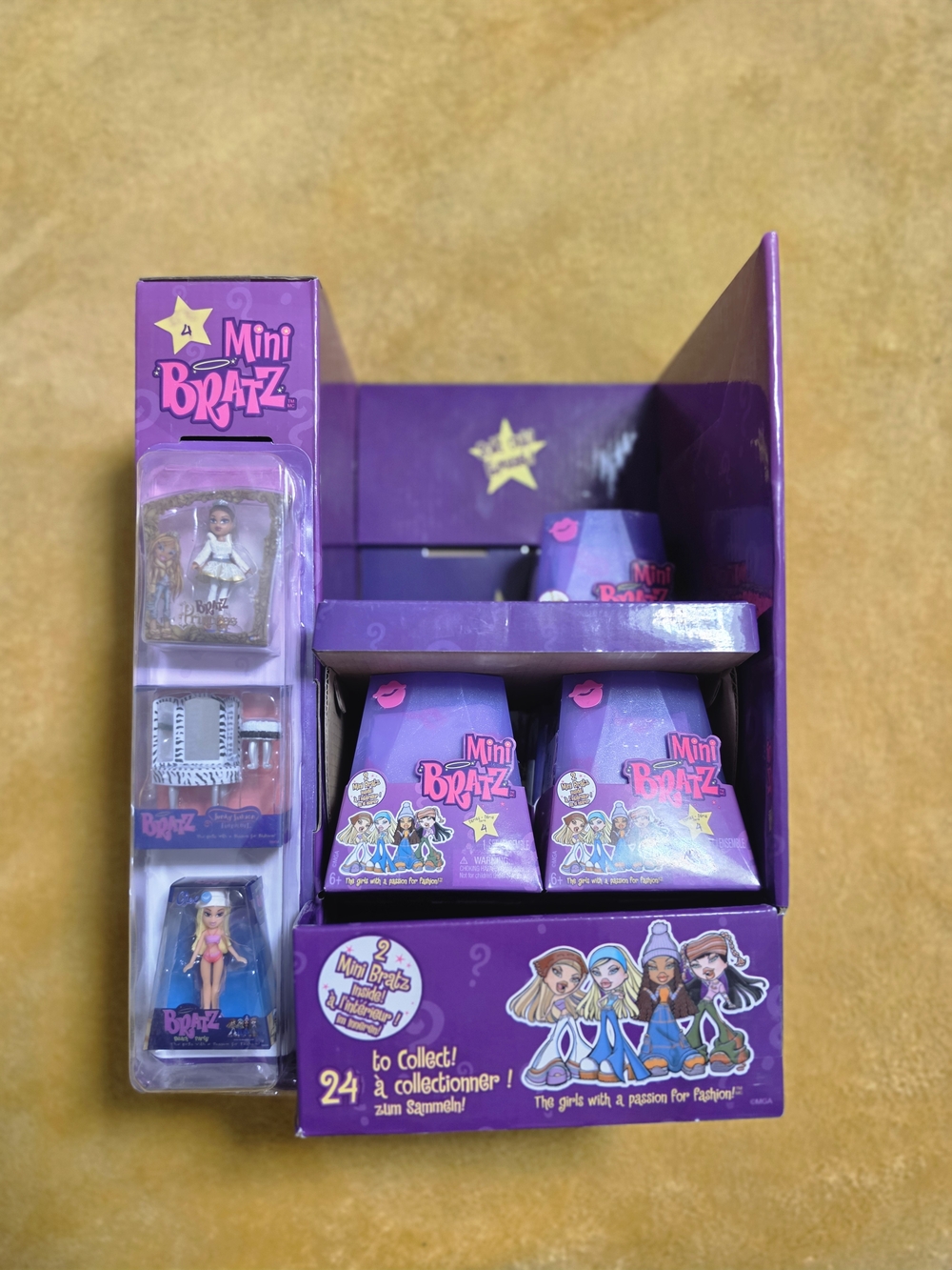 Mini Bratz Series 4 Collectible Figures MGA's Miniverse, Lot of 5 & Display Box